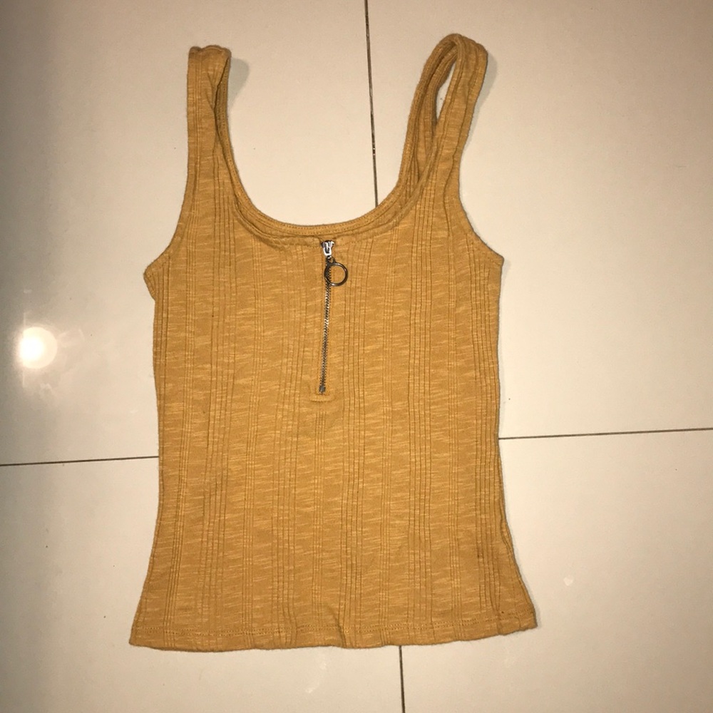 Aeropostal top